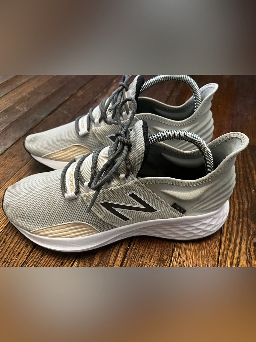 New Balance Fresh Foam Roav Gray Running Shoes Womens 7.5 Comfort